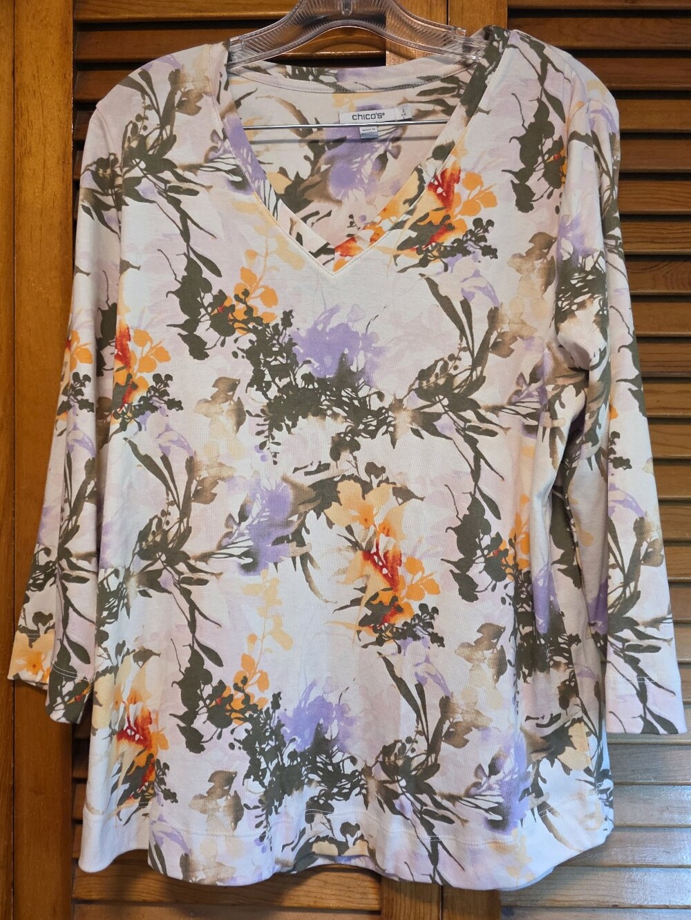 Chico's Pima Floral 3/4 Sleeve Tee Watercolor V-Neck Top EUC Size L